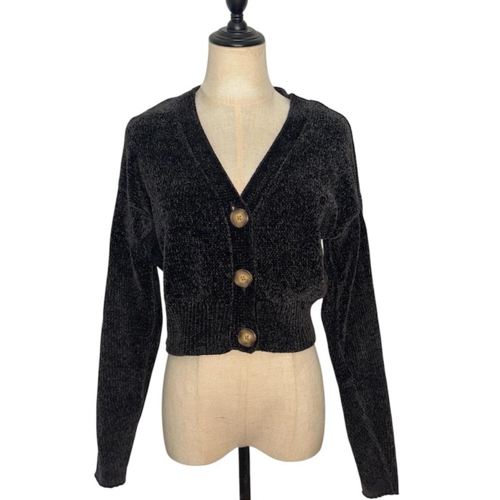 Urban Outfitters Black velvet cropped cardigan with brown buttons